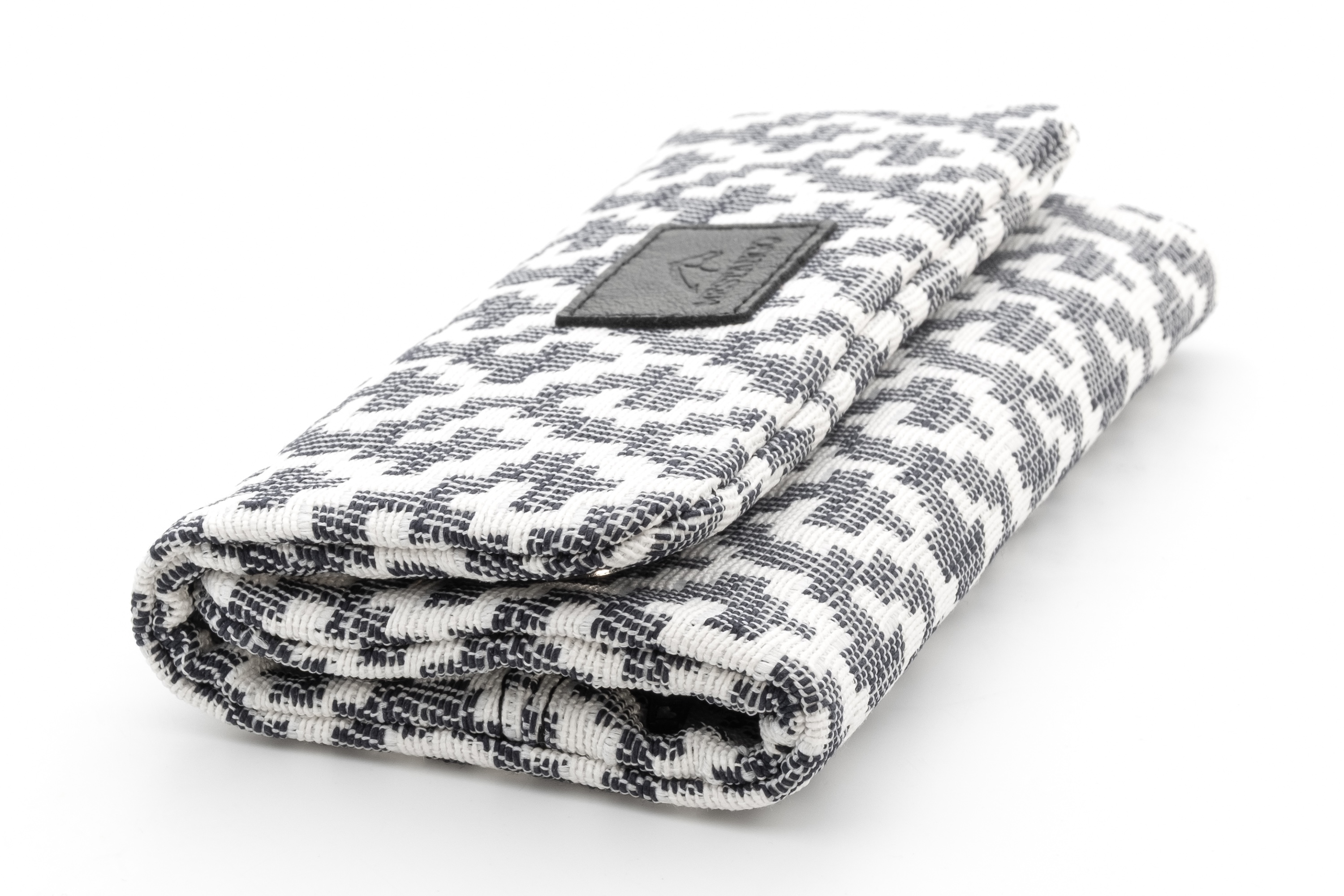 Mestango 1015-11 Roll Your Own Pouch