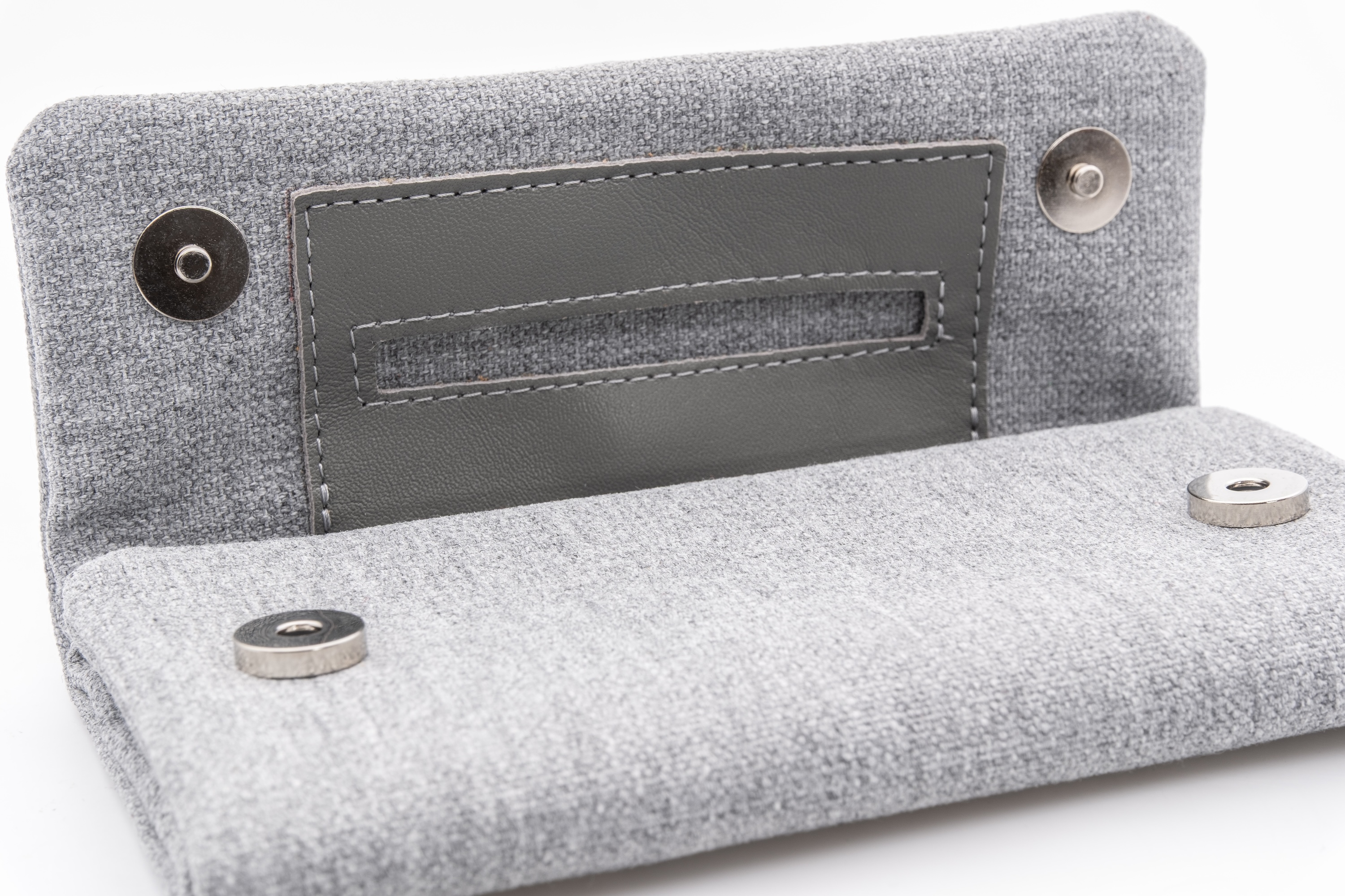 Mestango 1015-3 Roll Your Own Pouch