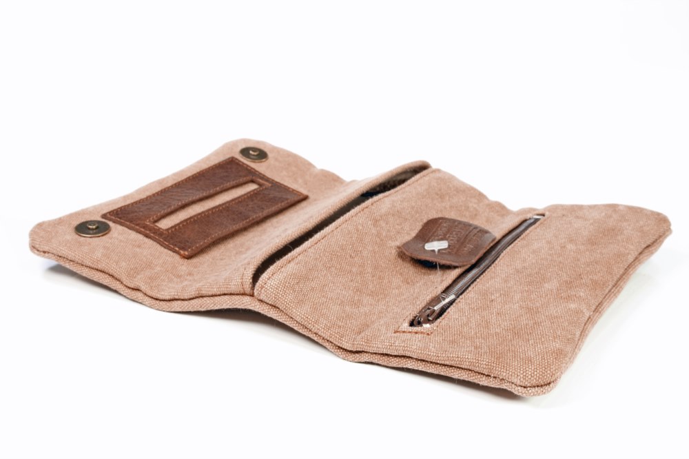 Mestango 1001-3 Roll Your Own Pouch