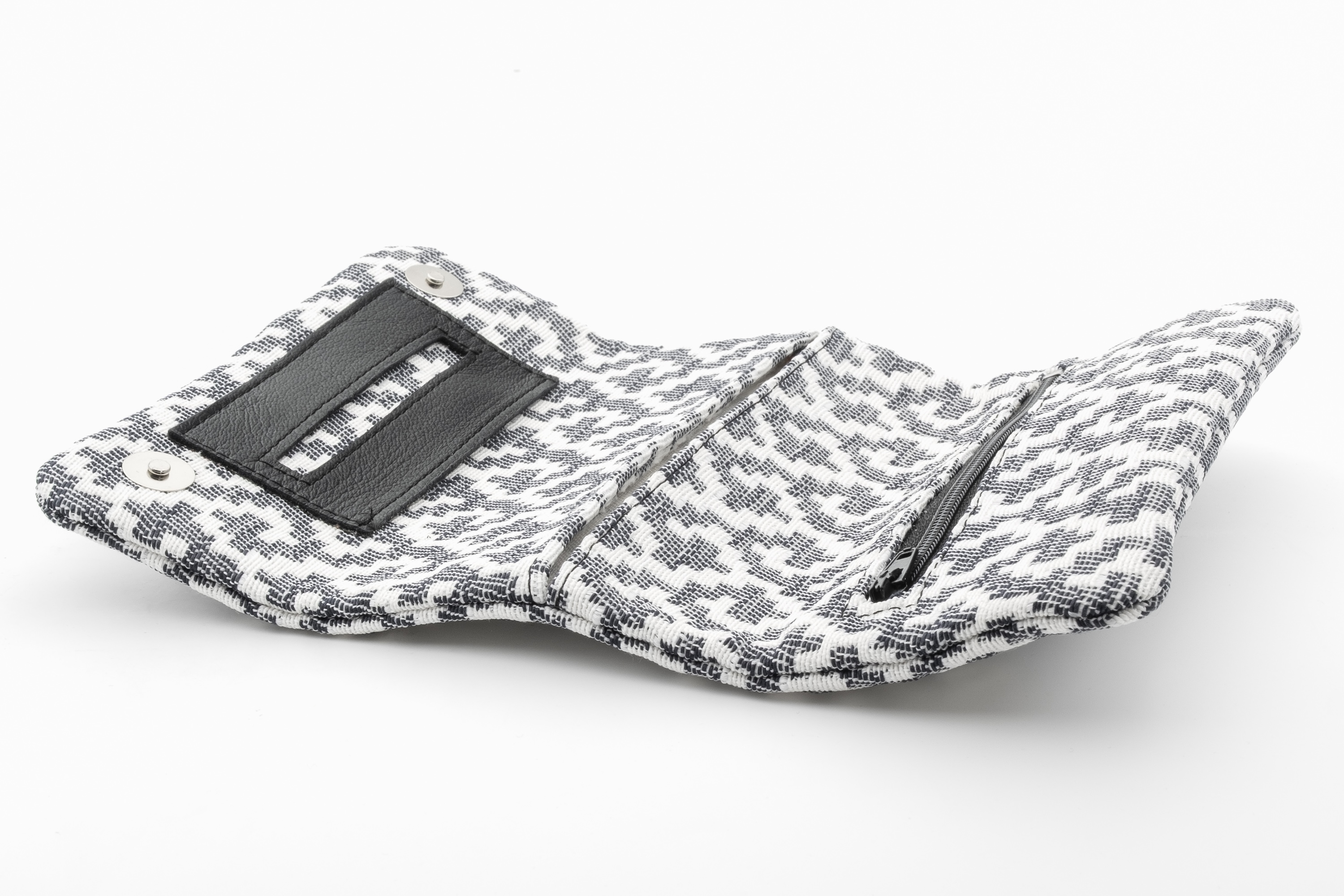 Mestango 1015-11 Roll Your Own Pouch