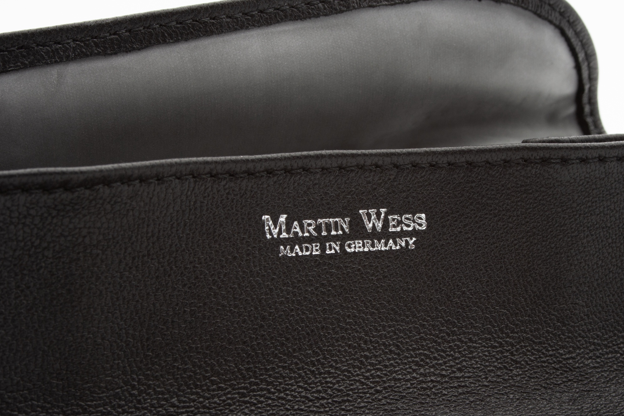 Martin Wess Classic T 7 Stand up Pouch