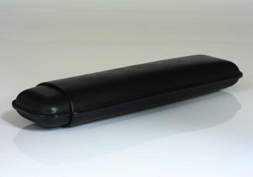 0036744gIXhhJjFIhhW Martin Wess 594 Smooth Black - 2 Churchills