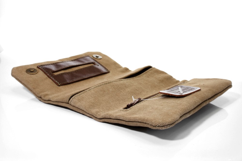 0121877wg918jJwiW33 Mestango 1001-4 Roll Your Own Pouch
