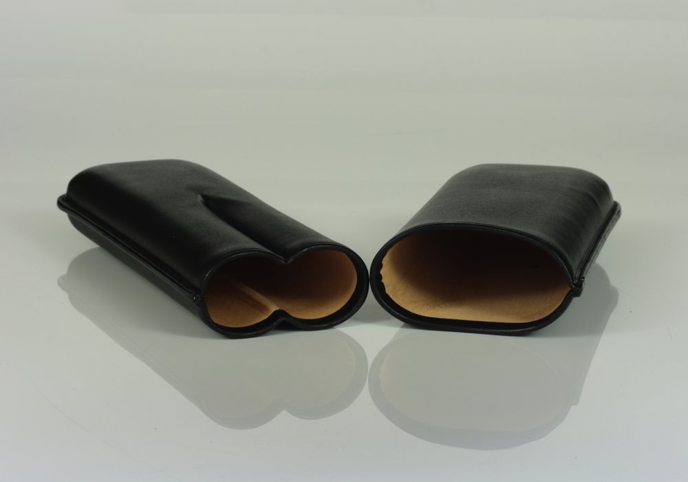 003657qrtYZF8jVrTG9 Martin Wess 590 Smooth Black - 2 Robustos